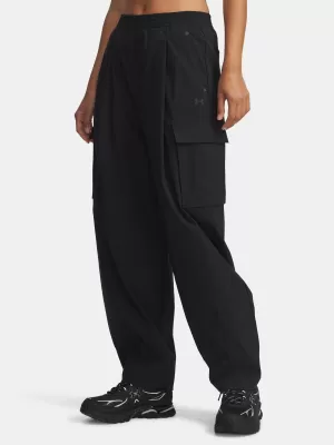 Ženske sportske hlače UNDER ARMOUR UA UNSTOPPABLE RSTOP CARGO 6007025-001 CRNA