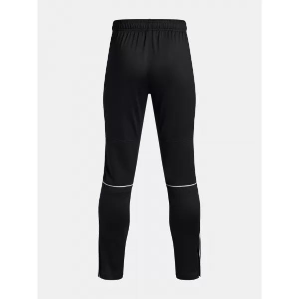  Sportske hlače za dječake UNDER ARMOUR UA B CHALLENGER TRAINING P 6004081-001 CRNA 