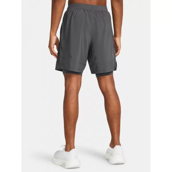  Muške kratke hlače UNDER ARMOUR UA LAUNCH 7'' 2-IN-1 SHORTS 1382641-025 SIVA 