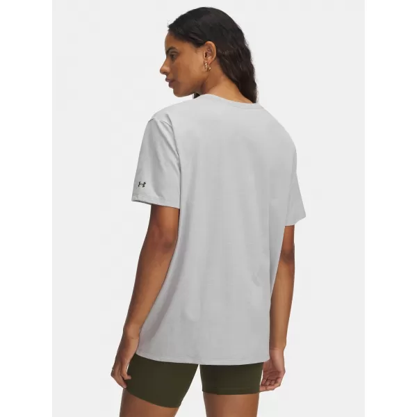  Ženska majica kratkih rukava UNDER ARMOUR RIVAL OS CAMPUS TEE 6007883-011 SIVA 