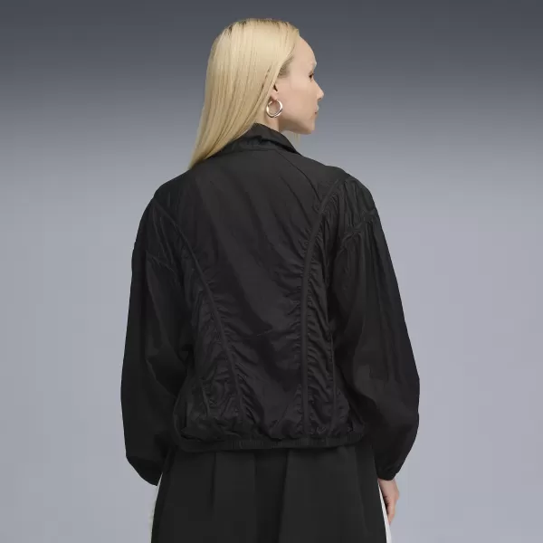  Ženska jakna PUMA DARE TO OVERSIZED WOVEN JACKET 63214801 PUMA CRNA 