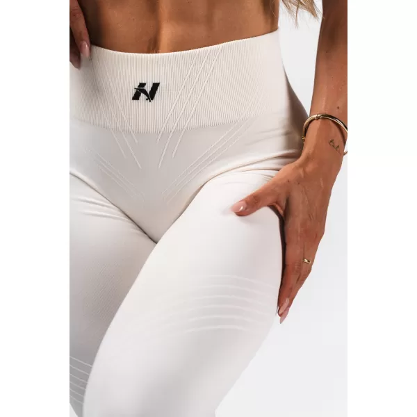  Oblikovanje bešavnih maksimalnih push-up tajica FLOW SEAMLESS 497 CREAM Nebbia 