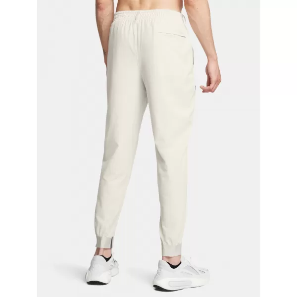  Muške trenirke UNDER ARMOUR UNSTOPPABLE JOGGERS 1388823-110 BIJELA 