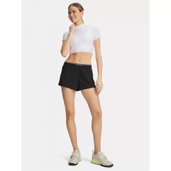  Ženske kratke hlače UNDER ARMOUR VANISH WOVEN 3IN SHORTS 6009965-008 CRNA 