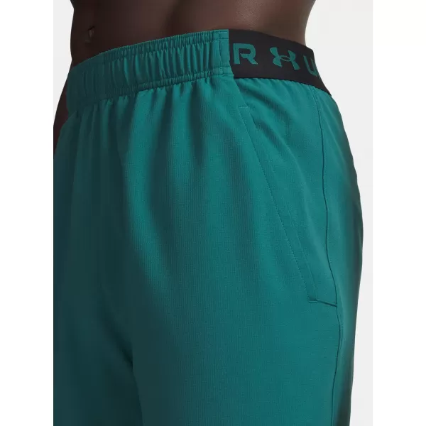  Muške kratke hlače UNDER ARMOUR VANISH WOVEN 6IN SHORTS 1373718-338 ZELENA 