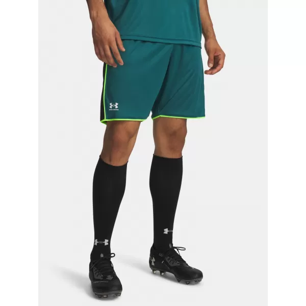  Muške kratke hlače UNDER ARMOUR 6009896-338 ZELENA 