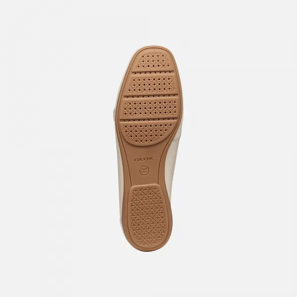  Ženske mokasine GEOX ANNYTAH MOC G012825 KREMASTI 