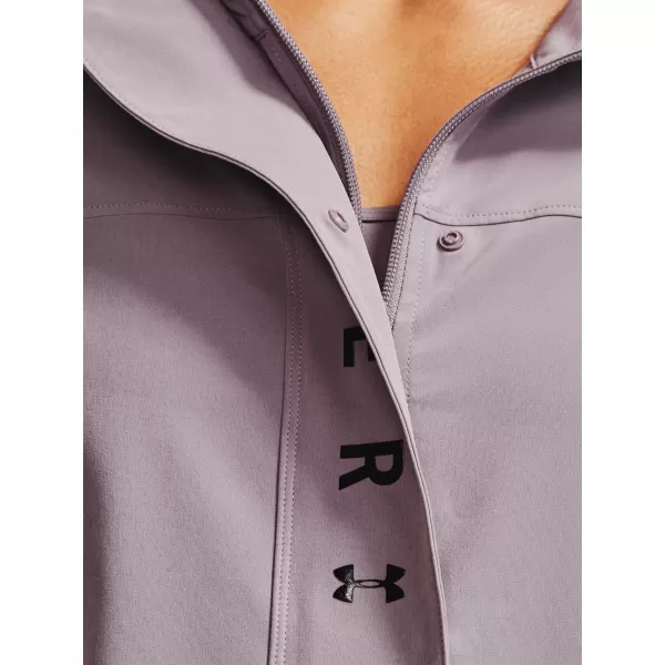  Ženska jakna UNDER ARMOUR RECOVER WOVEN JACKET 1351928-585 LJUBIČASTA 