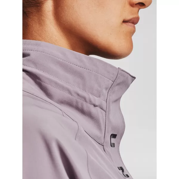  Ženska jakna UNDER ARMOUR RECOVER WOVEN JACKET 1351928-585 LJUBIČASTA 