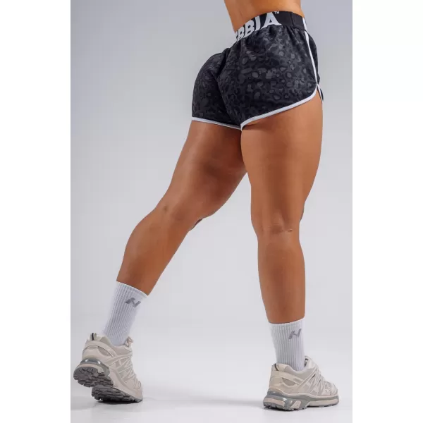  Kratke hlače za trening s uzorkom leoparda NEBBIA PRIMAL 855 CRNI LEOPARD 