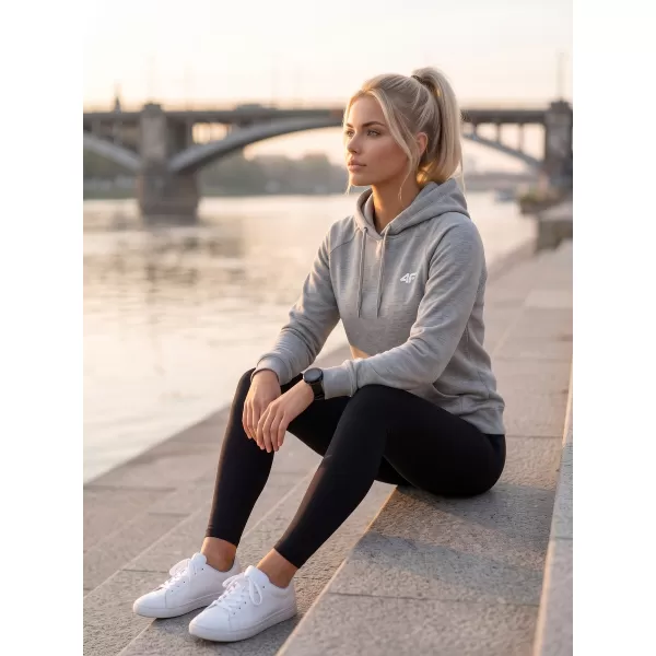  Ženski sweatshirt 4F WMM00TSWSF2536 HLADNI SVIJETLO SIVI MELANGE 