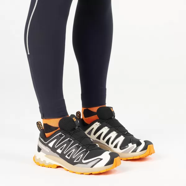  Muške cipele SALOMON XA PRO 3D V9 GORE-TEX L47881900 CRNI/LED OD VANILIJE/KURKUMA 