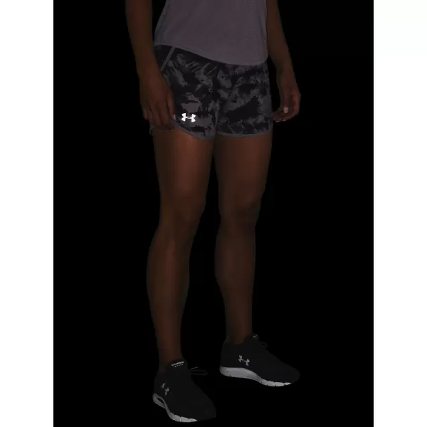  Ženske kratke hlače UNDER ARMOUR W UA FLY BY 2.0 PRINTED SHORT 1350198-591 LJUBIČASTA 