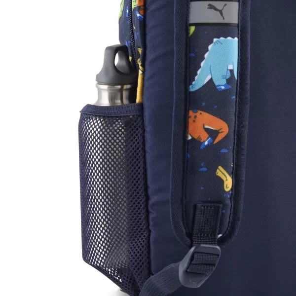  Ruksak PUMA PHASE AOP SMALL BACKPACK 09132414 MORNARSKO PLAVA PUMA/SPORTSKI DINO AOP 