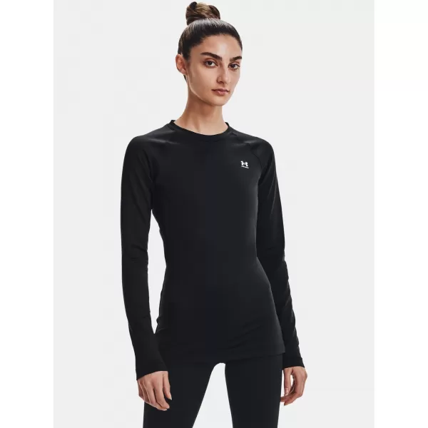  Ženska majica kratkih rukava UNDER ARMOUR AUTHENTICS CREW 1368701-001 CRNA 