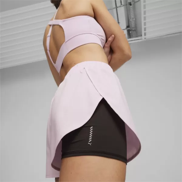  Ženske kratke hlače PUMA RUN FAV WOVEN 2IN1 SHORT W 523181-60 CRNA 