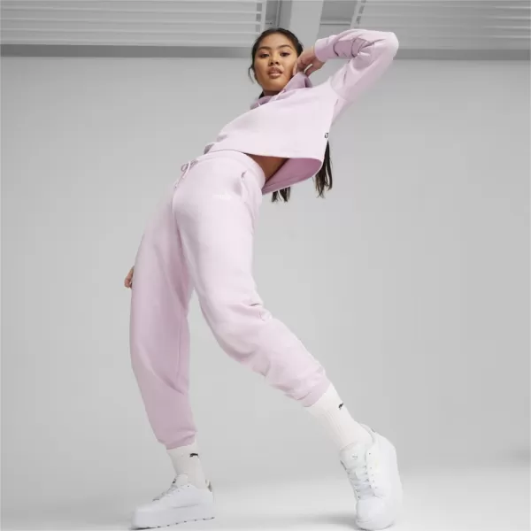  Ženske hlače PUMA ESS+ SMALL LOGO HW PANTS TR 678744-60 LJUBIČASTA 