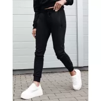 Crno