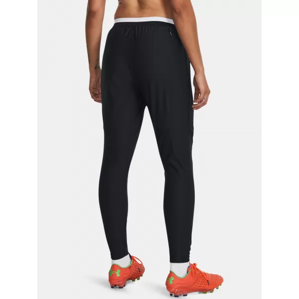  Ženske sportske hlače UNDER ARMOUR WS CHALLENGER PRO PANT 1380509-001 CRNA 