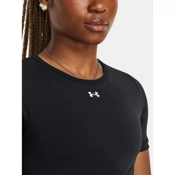  Ženska majica kratkih rukava UNDER ARMOUR TRAIN SEAMLESS SS 1379149-001 CRNA 