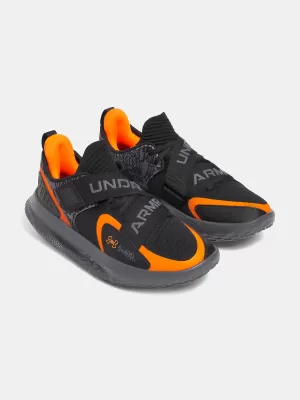 Čizme UNDER ARMOUR FLOW FUTR X 4 UAA 3028830-001 CRNA