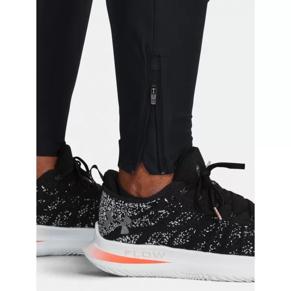  Ženske sportske hlače UNDER ARMOUR QUALIFIER ELITE PANT 1379346-001 CRNA 
