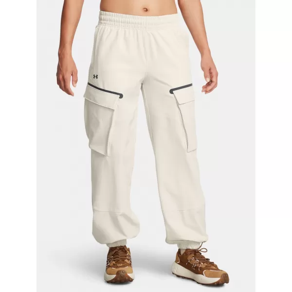  Ženske sportske hlače UNDER ARMOUR UNSTOPPABLE CARGO PANT 1386481-110 BIJELA 
