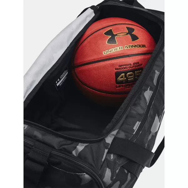  torba UNDER ARMOUR UNDENIABLE 5.0 DUFFLE SM 1369222-007 CRNA 