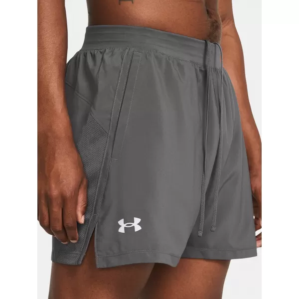  Muške kratke hlače UNDER ARMOUR LAUNCH 5'' SHORTS 1382617-025 SIVA 
