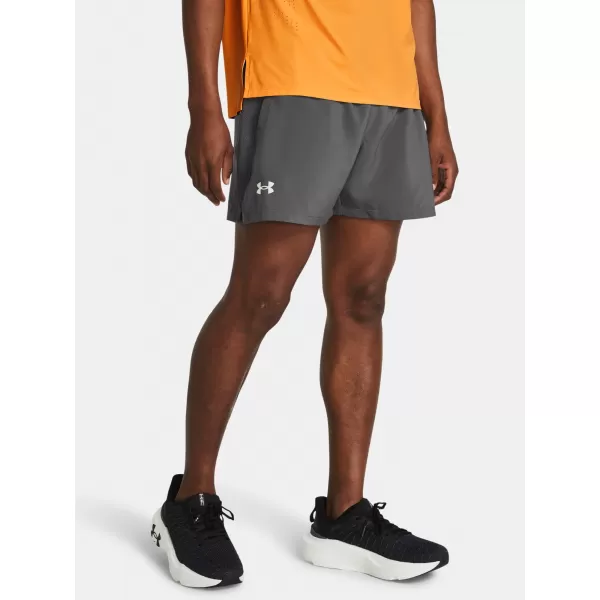 Muške kratke hlače UNDER ARMOUR LAUNCH 5'' SHORTS 1382617-025 SIVA 
