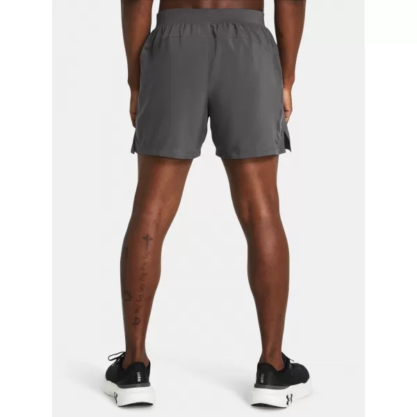  Muške kratke hlače UNDER ARMOUR LAUNCH 5'' SHORTS 1382617-025 SIVA 